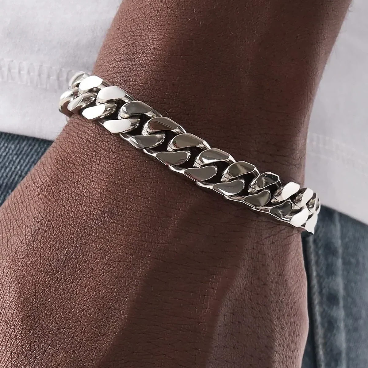 SYTHOS. | 12MM Cuban Link Armband (Zilver)